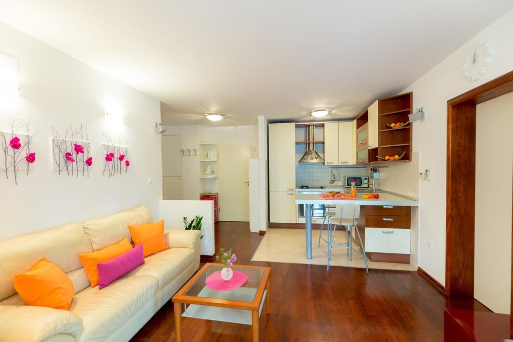 Leona & Borna'S Central Lapad Suites 두브로브니크 외부 사진
