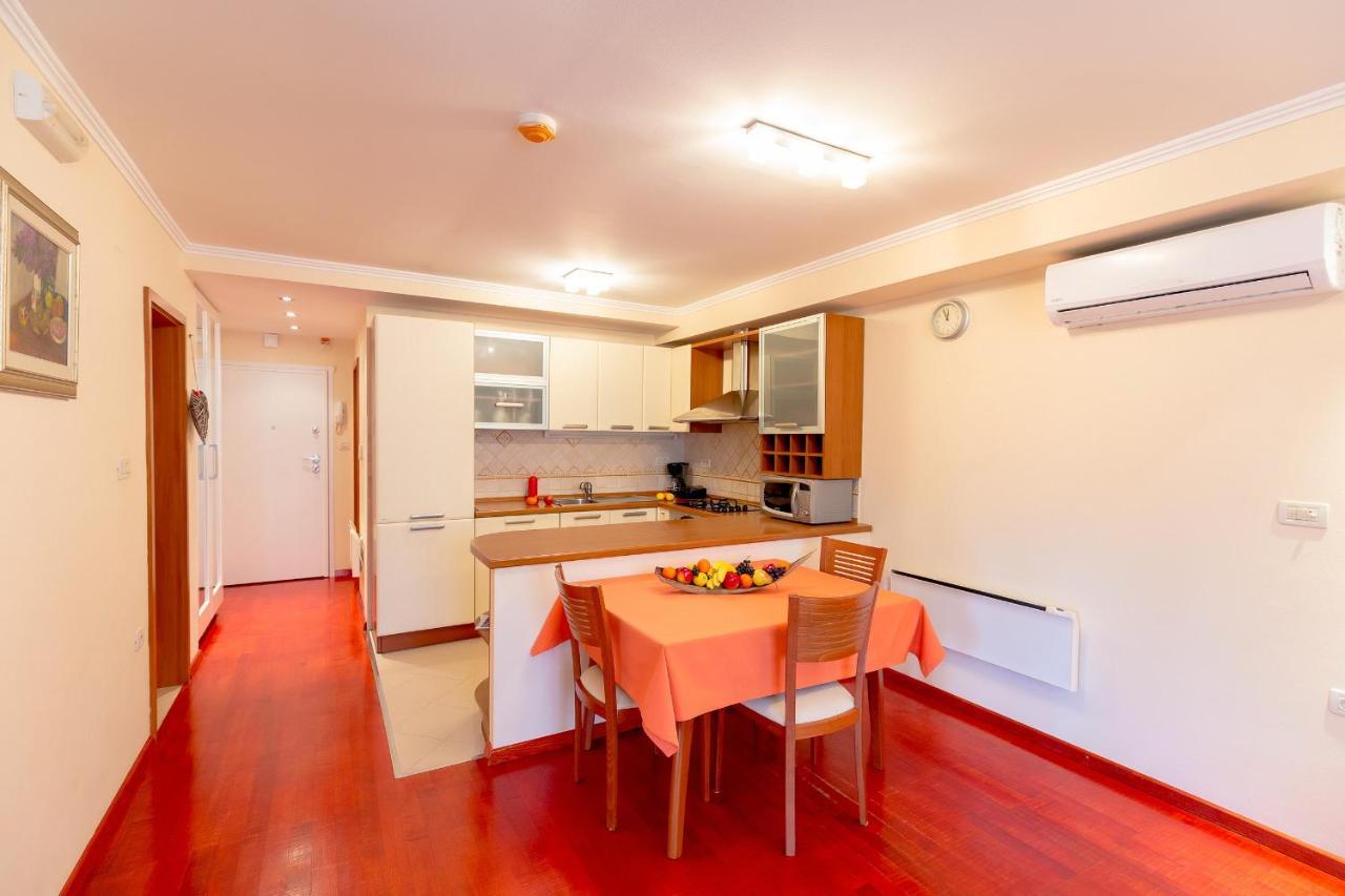 Leona & Borna'S Central Lapad Suites 두브로브니크 외부 사진