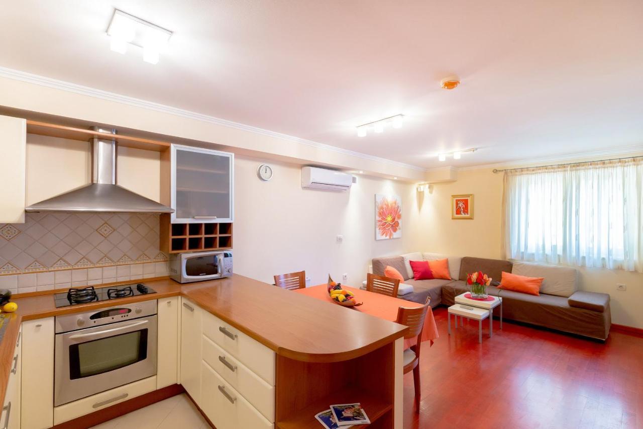 Leona & Borna'S Central Lapad Suites 두브로브니크 외부 사진