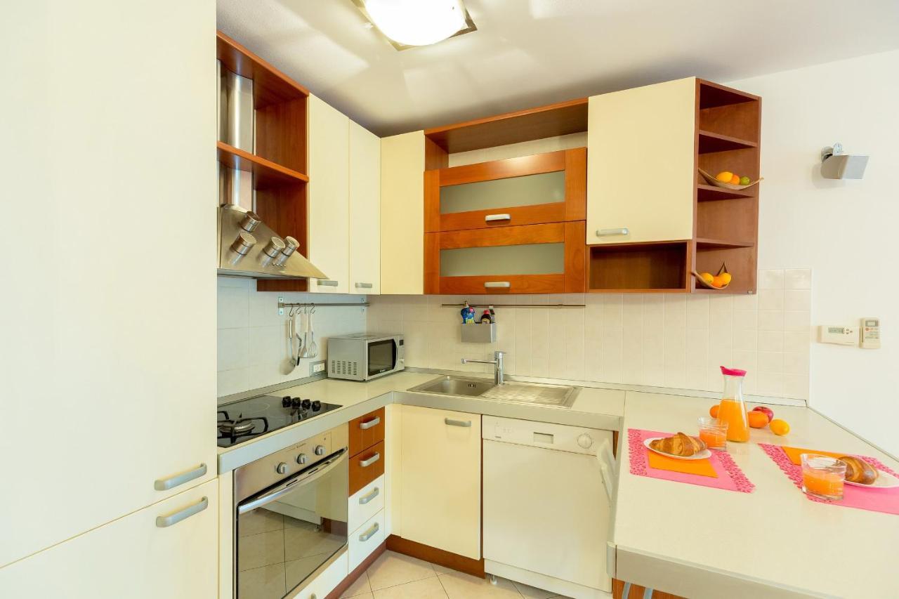 Leona & Borna'S Central Lapad Suites 두브로브니크 외부 사진